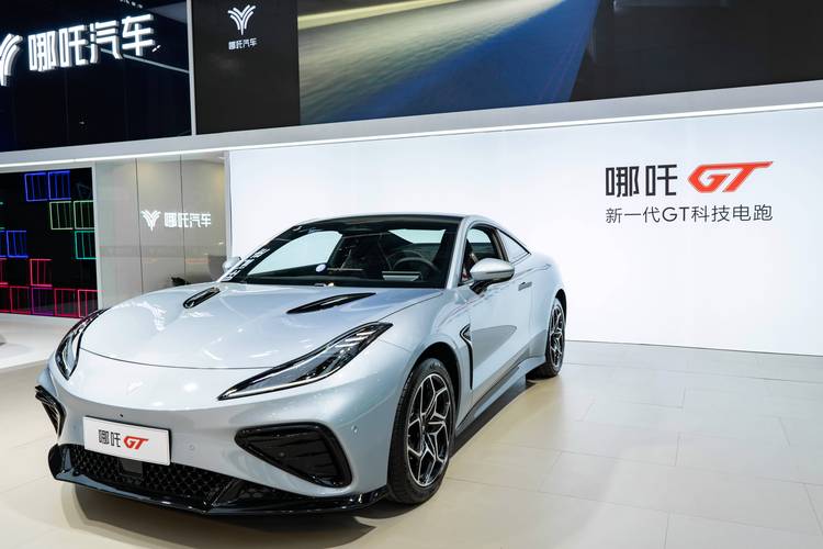 东莞莞城区邦铭迈企业管理咨询哪吒汽车在智能汽车领域的表现，领途汽车在新能源汽车市场中的影响力